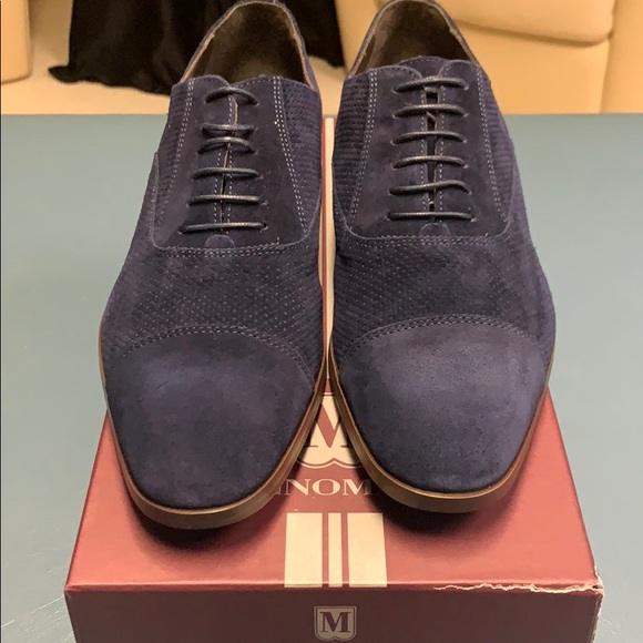 Bruno Magli Caymen Perforated - Picture 2 of 6